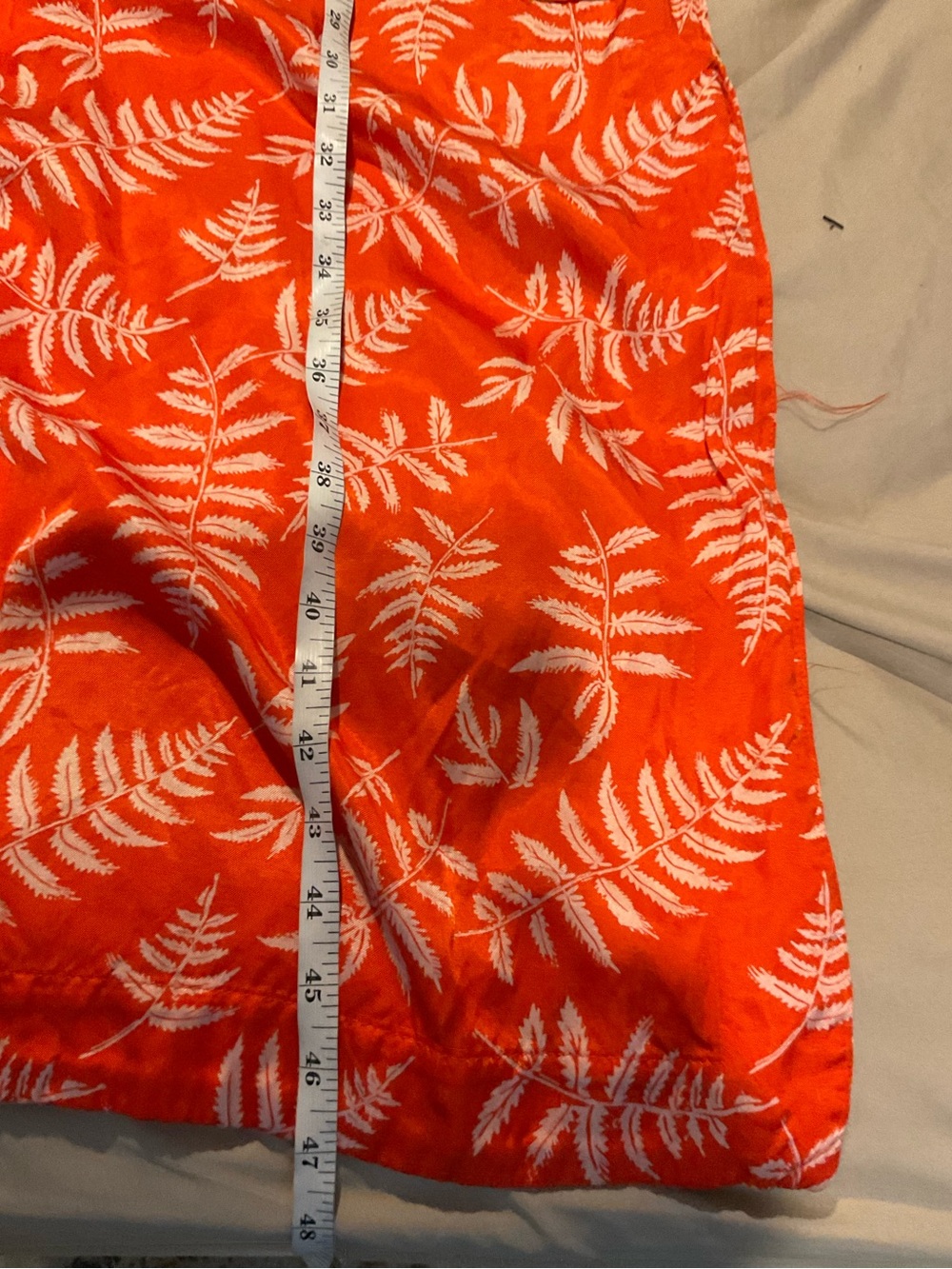 Zara Red Satin Floral-Leaf Kimono Robe with Tie Belt - Picture 15 of 16
